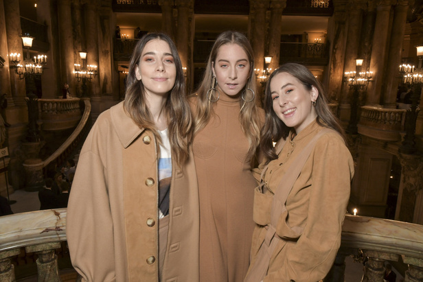 مجموعة ستيلا مكارتني لموسم ربيع وصيف 2018