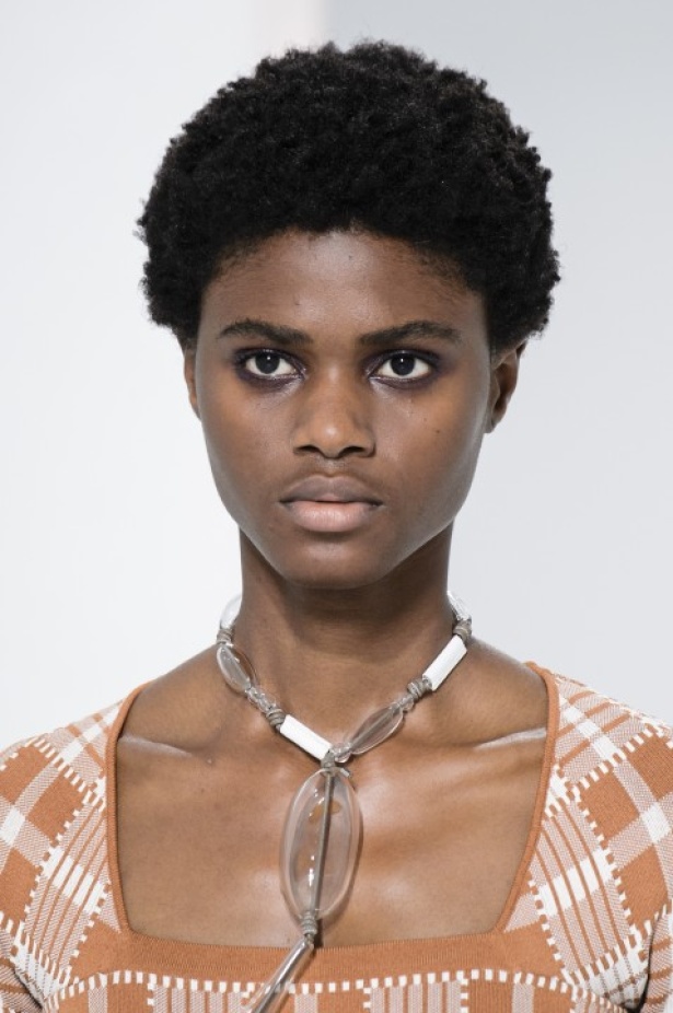 مجموعة Hermes للأزياء الجاهزة لربيع وصيف 2018 !