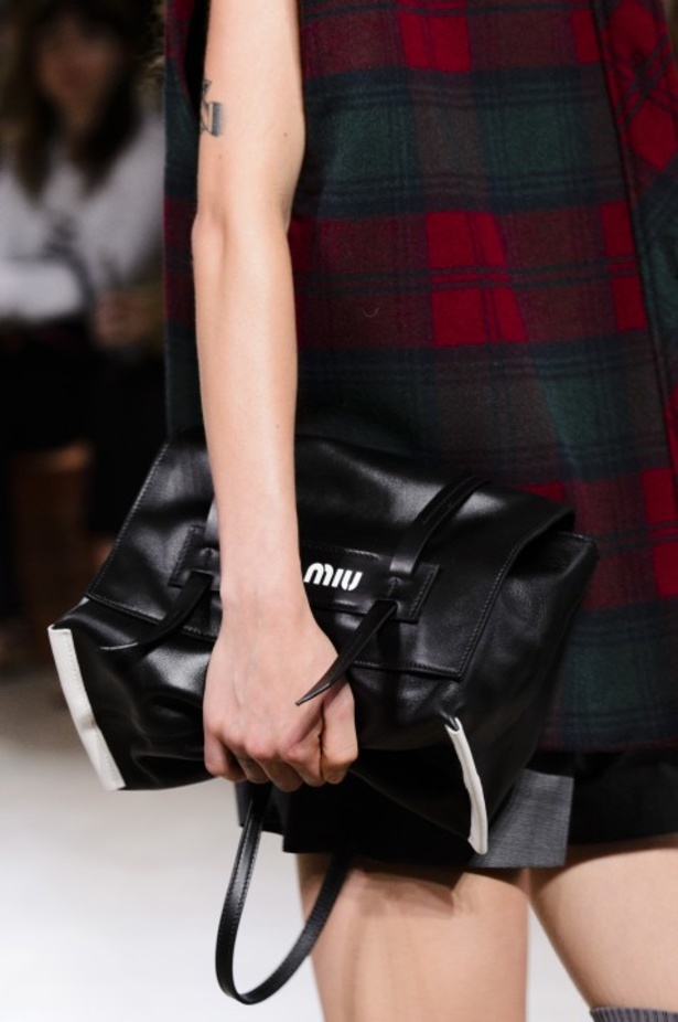 ابتكار وإبداع ضمن مجموعة ميو ميو لموسم ربيع وصيف 2018