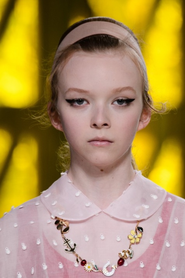 ابتكار وإبداع ضمن مجموعة ميو ميو لموسم ربيع وصيف 2018