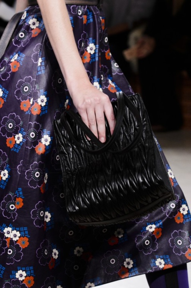 ابتكار وإبداع ضمن مجموعة ميو ميو لموسم ربيع وصيف 2018