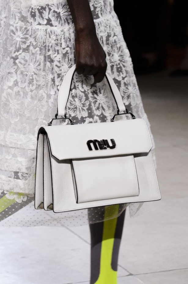 ابتكار وإبداع ضمن مجموعة ميو ميو لموسم ربيع وصيف 2018