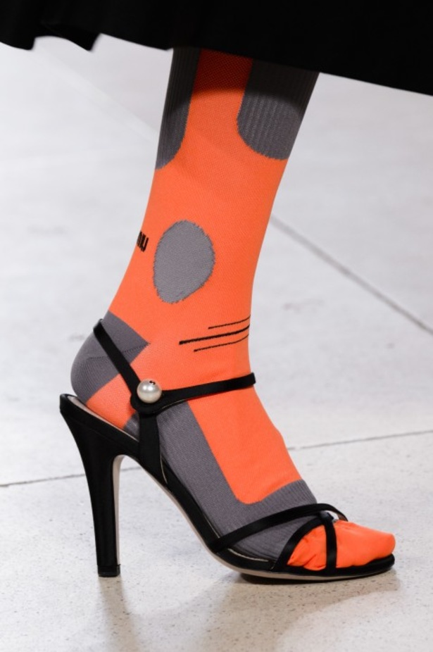 ابتكار وإبداع ضمن مجموعة ميو ميو لموسم ربيع وصيف 2018