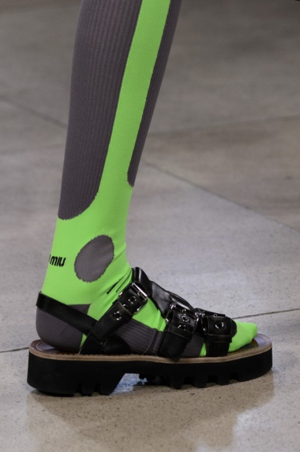 ابتكار وإبداع ضمن مجموعة ميو ميو لموسم ربيع وصيف 2018