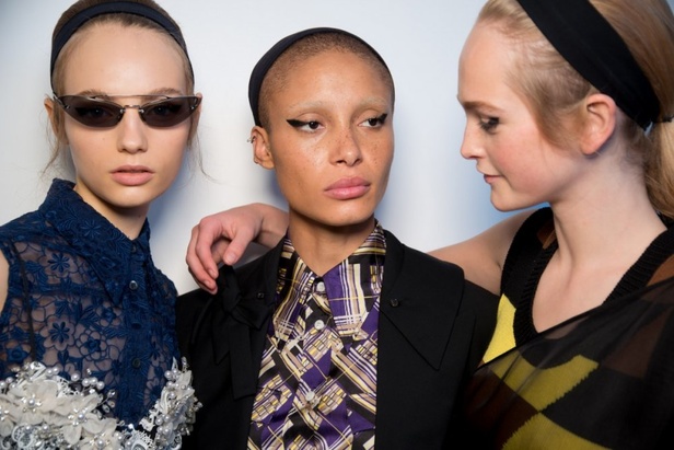 ابتكار وإبداع ضمن مجموعة ميو ميو لموسم ربيع وصيف 2018