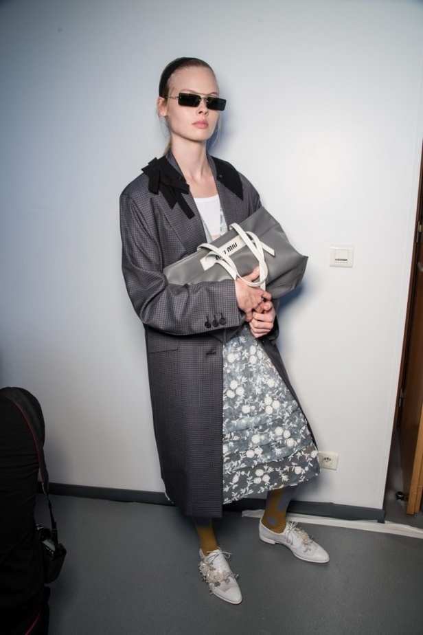 ابتكار وإبداع ضمن مجموعة ميو ميو لموسم ربيع وصيف 2018