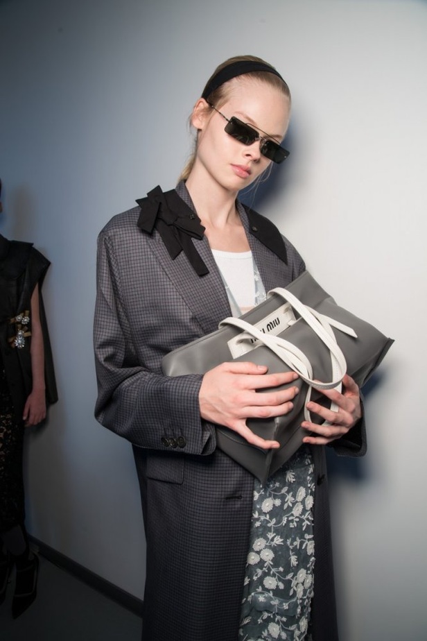 ابتكار وإبداع ضمن مجموعة ميو ميو لموسم ربيع وصيف 2018