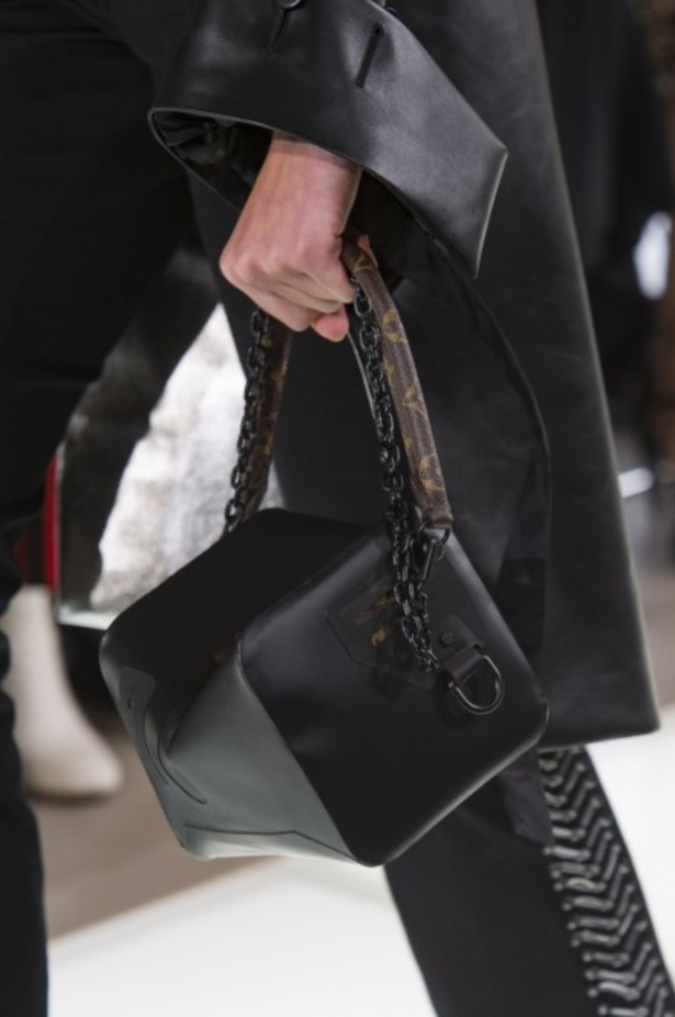 مجموعة لوي فيتون تختم أسبوع الموضة الباريسي