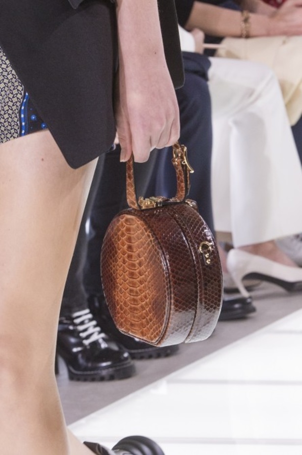 مجموعة لوي فيتون تختم أسبوع الموضة الباريسي