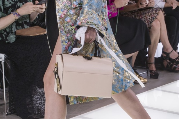 مجموعة لوي فيتون تختم أسبوع الموضة الباريسي