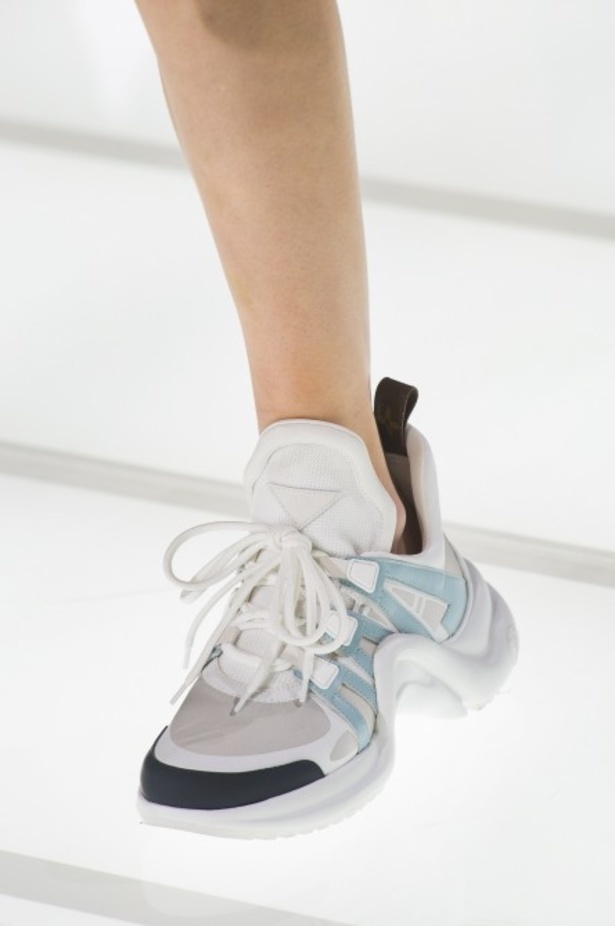 مجموعة لوي فيتون تختم أسبوع الموضة الباريسي