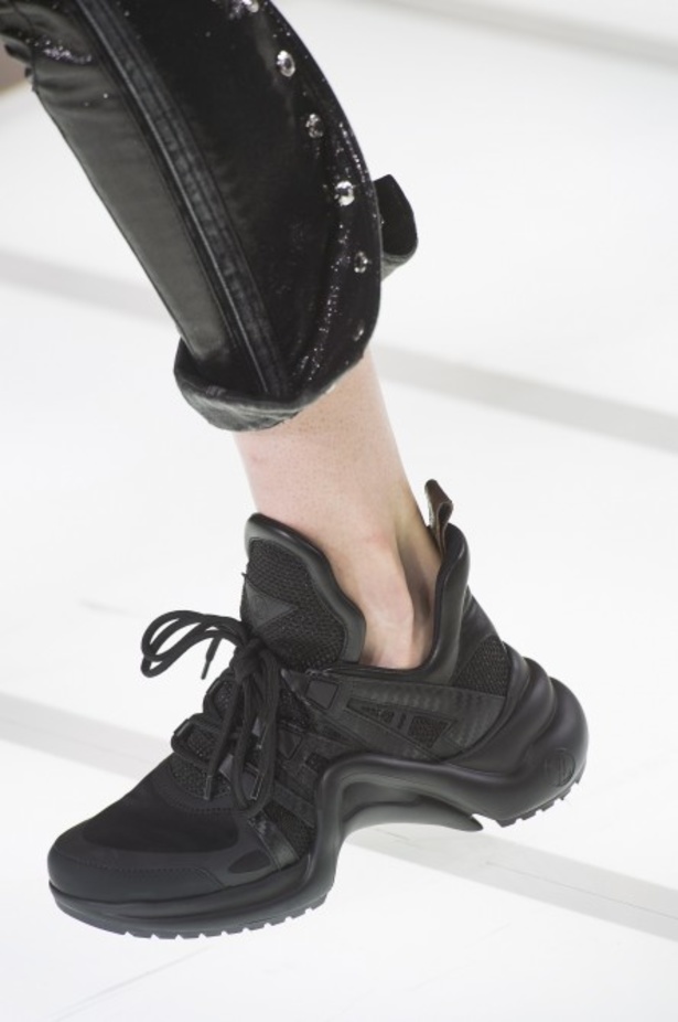 مجموعة لوي فيتون تختم أسبوع الموضة الباريسي