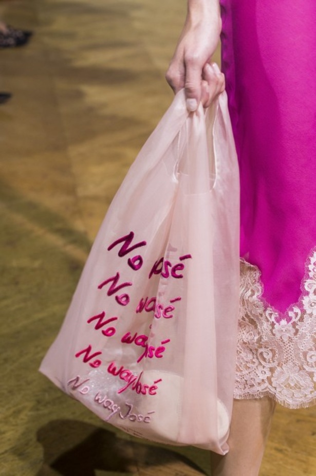 مجموعة "جون غاليانو" John Galliano لموسم ربيع وصيف 2018