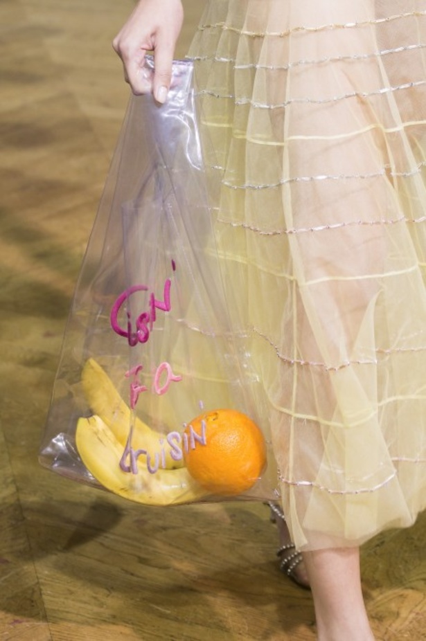 مجموعة "جون غاليانو" John Galliano لموسم ربيع وصيف 2018