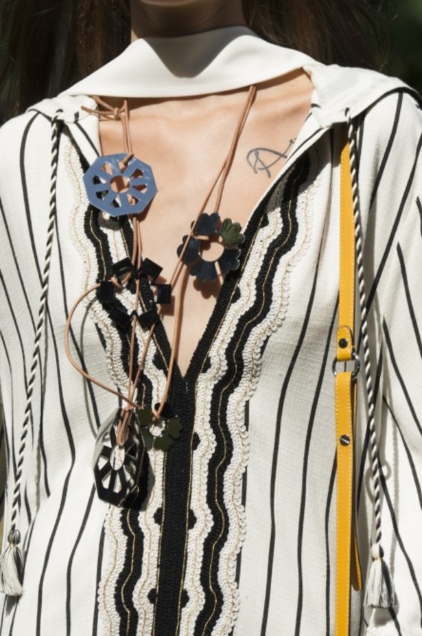 مجموعة دار "توري بورتش" لموسم ربيع وصيف 2018