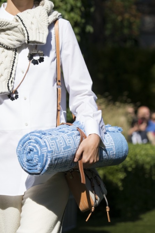 مجموعة دار "توري بورتش" لموسم ربيع وصيف 2018