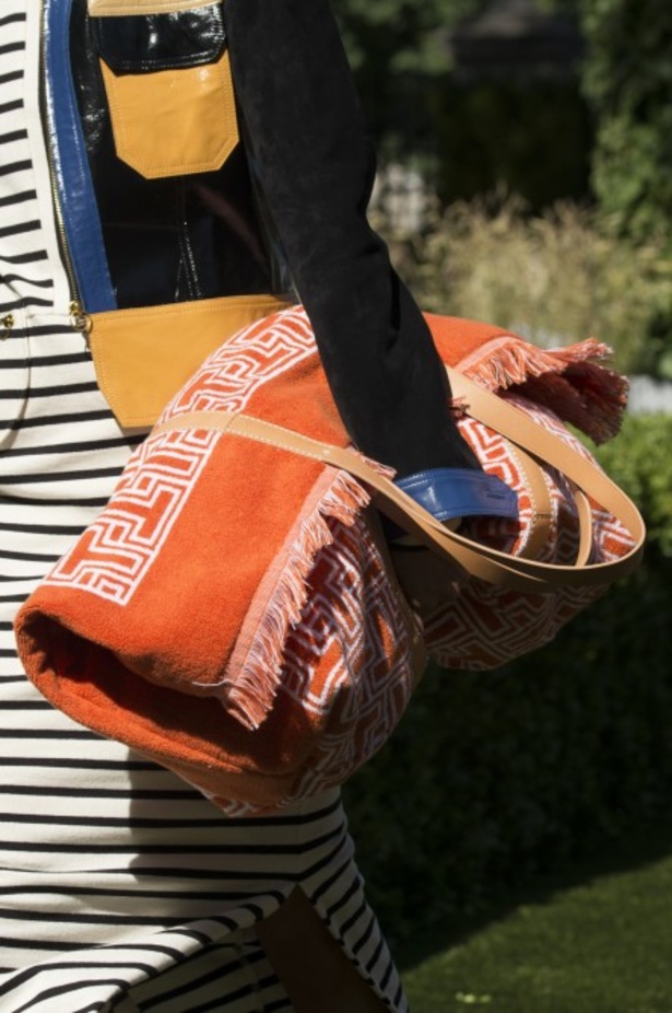 مجموعة دار "توري بورتش" لموسم ربيع وصيف 2018