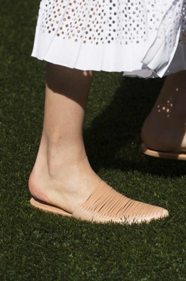 مجموعة دار "توري بورتش" لموسم ربيع وصيف 2018