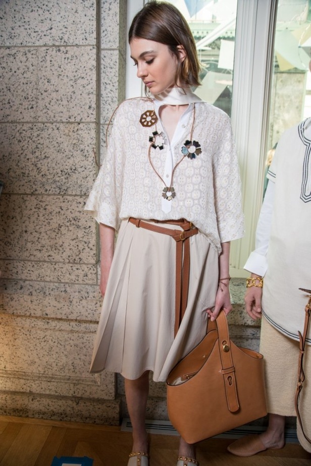 مجموعة دار "توري بورتش" لموسم ربيع وصيف 2018