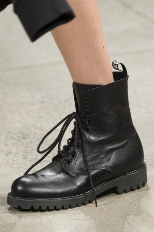 مجموعة جيرمي سكوت لربيع و صيف 2018