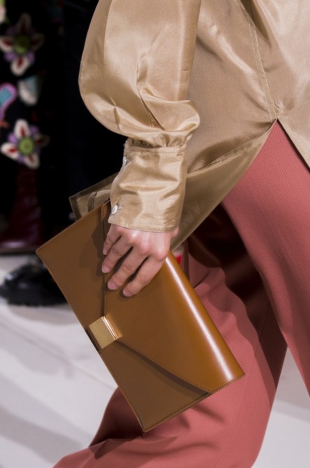 مجموعة فكتوريا بيكهام لربيع وصيف 2018