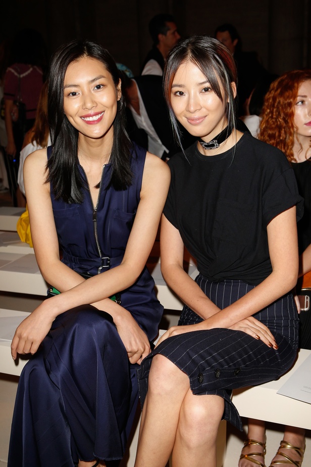 مجموعة فكتوريا بيكهام لربيع وصيف 2018