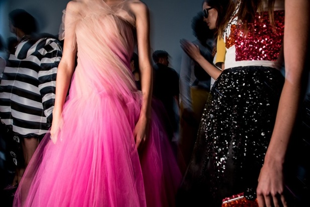 مجموعة أوسكار دي لا رينتا لموسم ربيع وصيف 2018