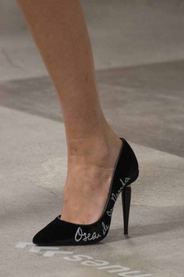 مجموعة أوسكار دي لا رينتا لموسم ربيع وصيف 2018