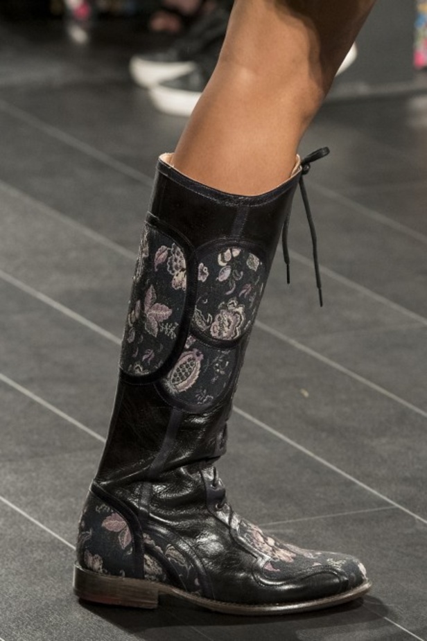 مجموعة Anna Sui لربيع وصيف 2018