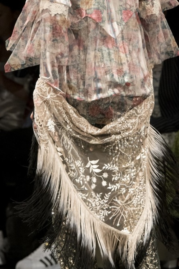 مجموعة Anna Sui لربيع وصيف 2018