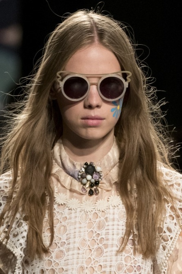 مجموعة Anna Sui لربيع وصيف 2018