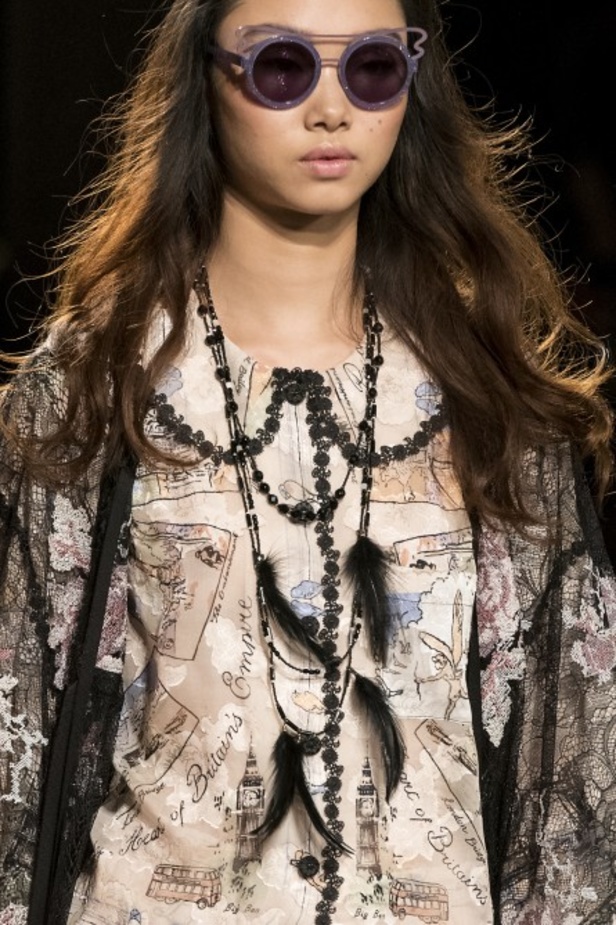 مجموعة Anna Sui لربيع وصيف 2018