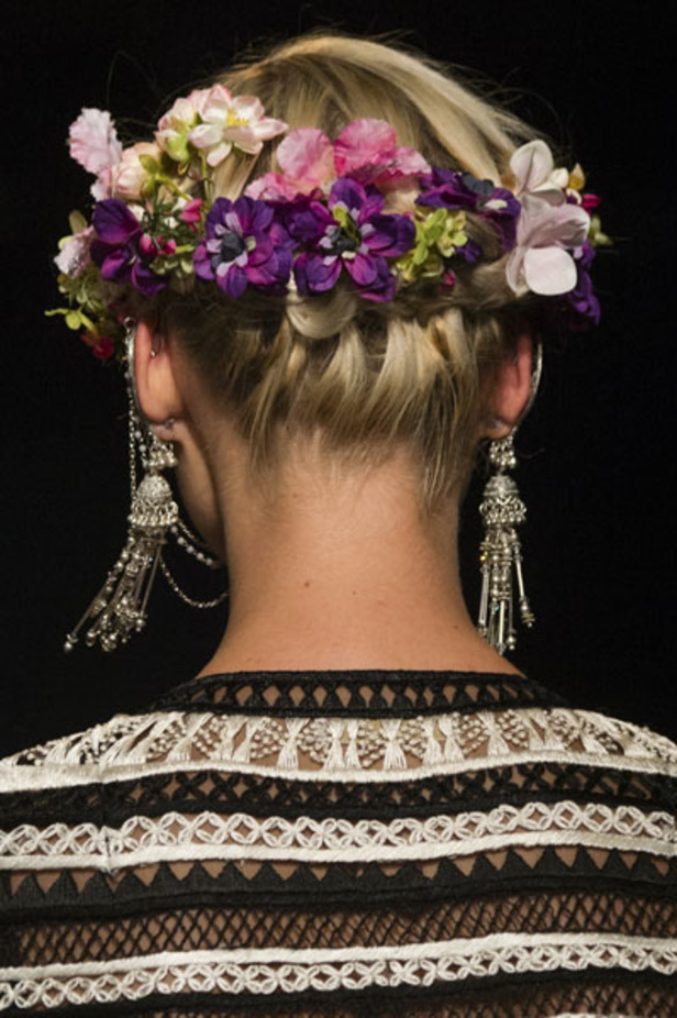 مجموعة نعيم خان Naeem Khan لربيع وصيف 2018