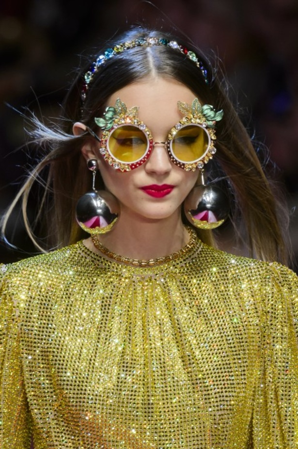 Dolce & Gabbana تجسّد الحبّ والجمّال في مجموعتها لربيع وصيف 2018 