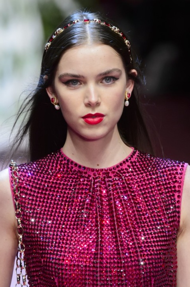 Dolce & Gabbana تجسّد الحبّ والجمّال في مجموعتها لربيع وصيف 2018 