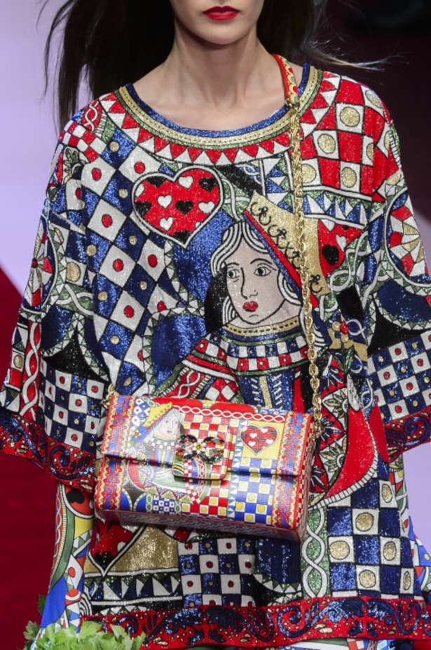 Dolce & Gabbana تجسّد الحبّ والجمّال في مجموعتها لربيع وصيف 2018 