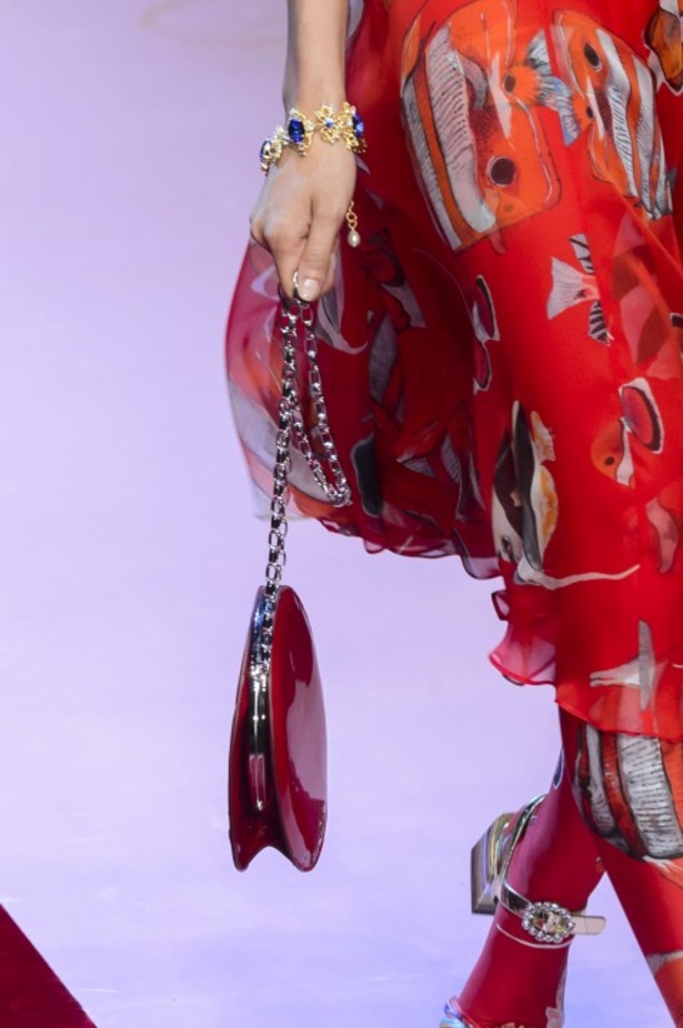 Dolce & Gabbana تجسّد الحبّ والجمّال في مجموعتها لربيع وصيف 2018 