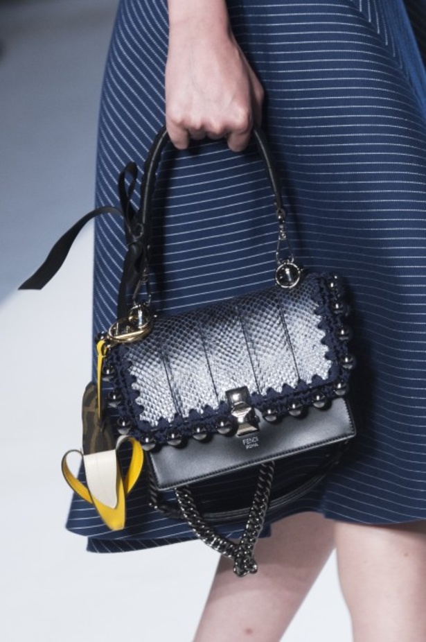 مجموعة Fendi لربيع وصيف 2018 للأزياء الجاهزة !