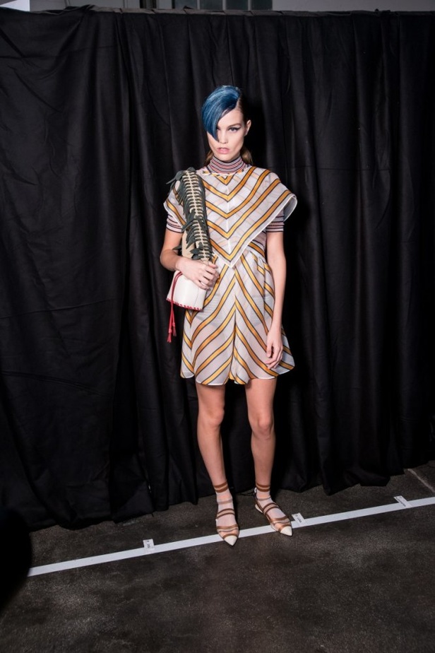 مجموعة Fendi لربيع وصيف 2018 للأزياء الجاهزة !