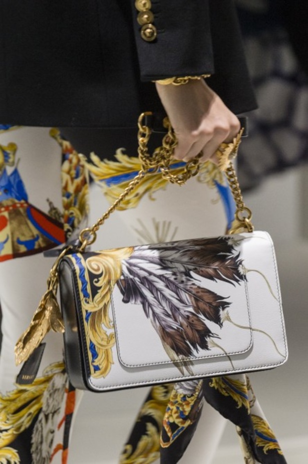 مجموعة Versace لربيع وصيف 2018