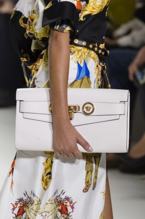 مجموعة Versace لربيع وصيف 2018