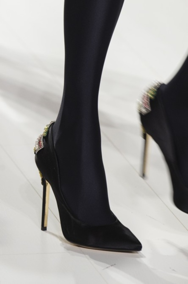 مجموعة Versace لربيع وصيف 2018