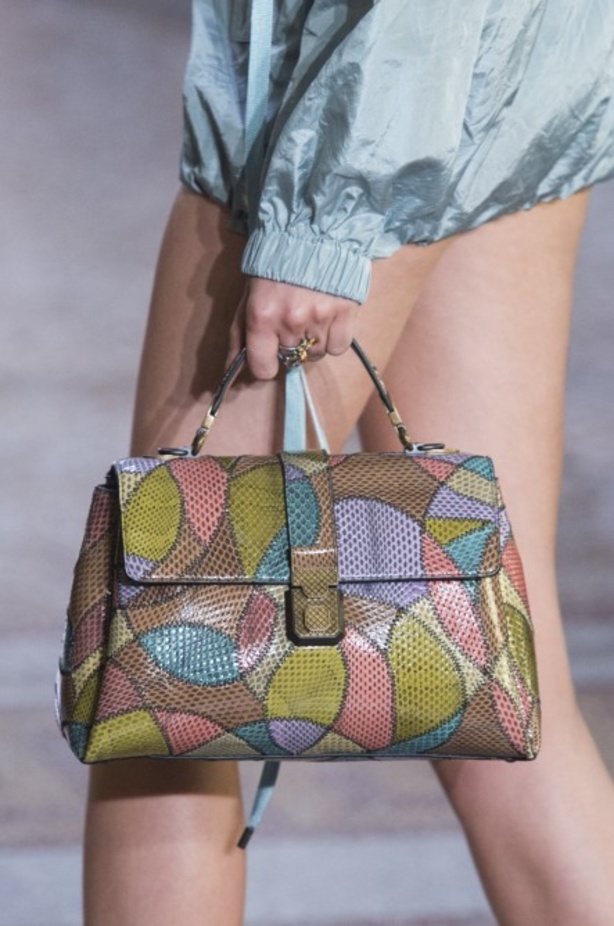 مجموعة “بوتيغا فينيتا” للأزياء لربيع وصيف 2018 !