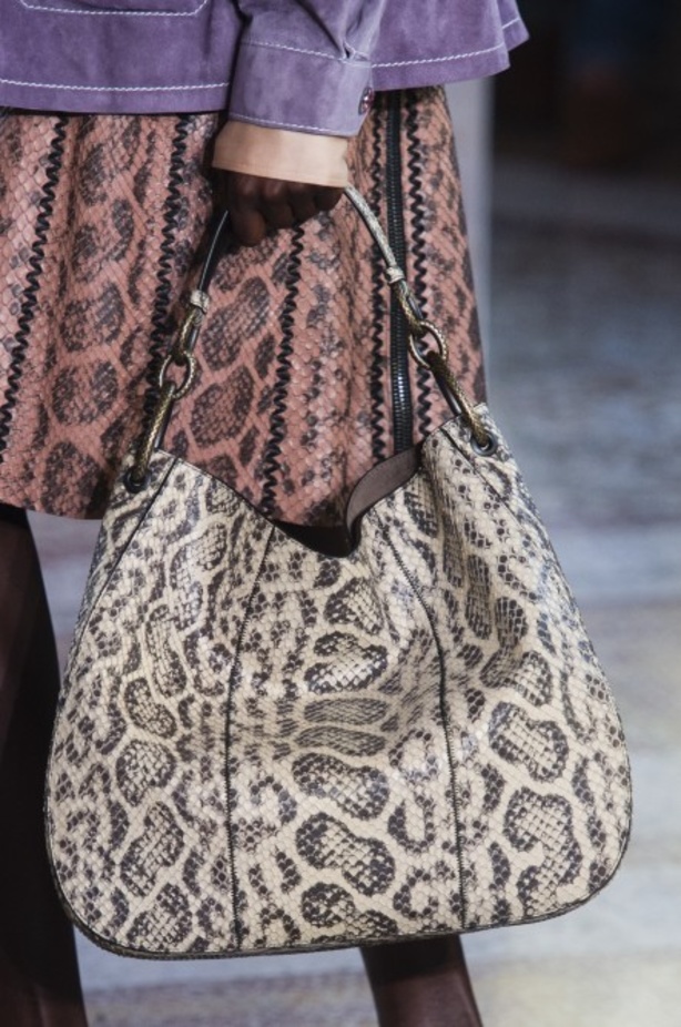 مجموعة “بوتيغا فينيتا” للأزياء لربيع وصيف 2018 !