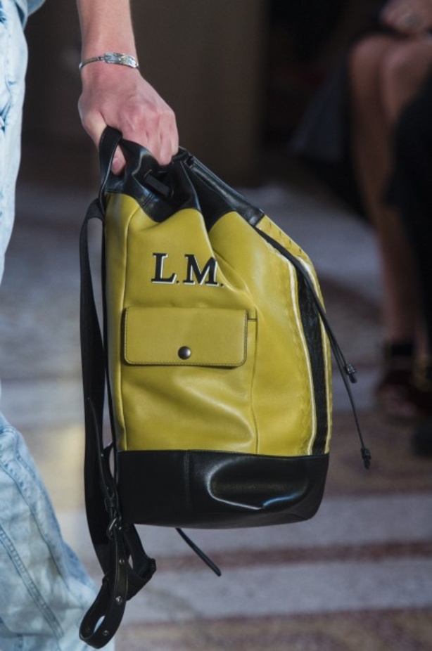 مجموعة “بوتيغا فينيتا” للأزياء لربيع وصيف 2018 !