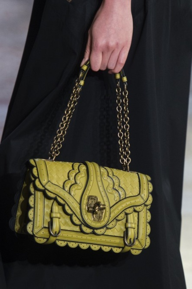 مجموعة “بوتيغا فينيتا” للأزياء لربيع وصيف 2018 !