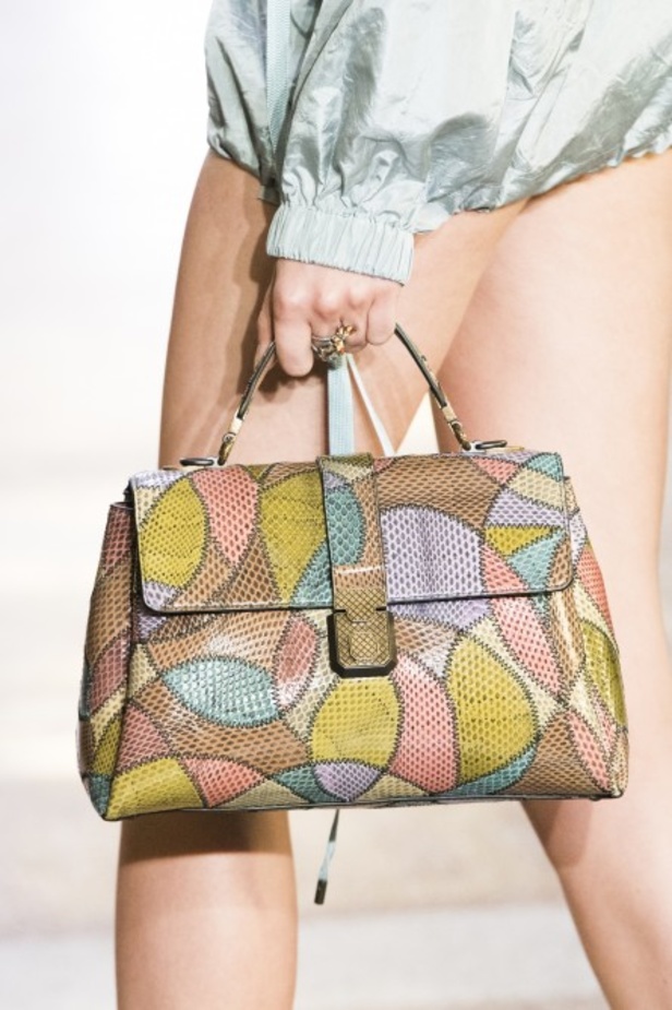 مجموعة “بوتيغا فينيتا” للأزياء لربيع وصيف 2018 !