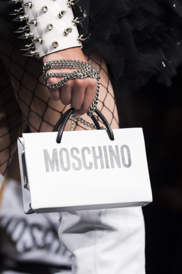مجموعة Moschino لربيع وصيف 2018