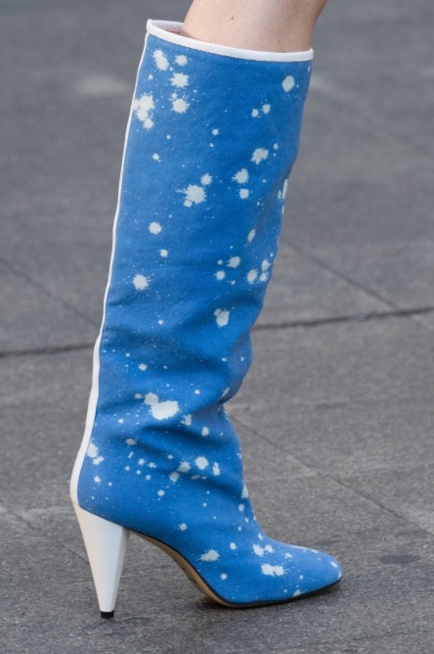 عرض أزياء MSGM لموسمي ربيع وصيف 2018 !