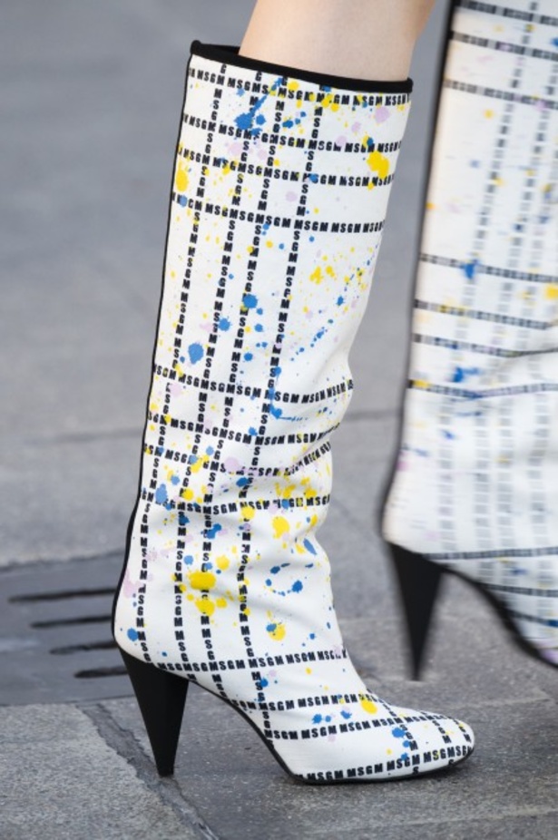 عرض أزياء MSGM لموسمي ربيع وصيف 2018 !